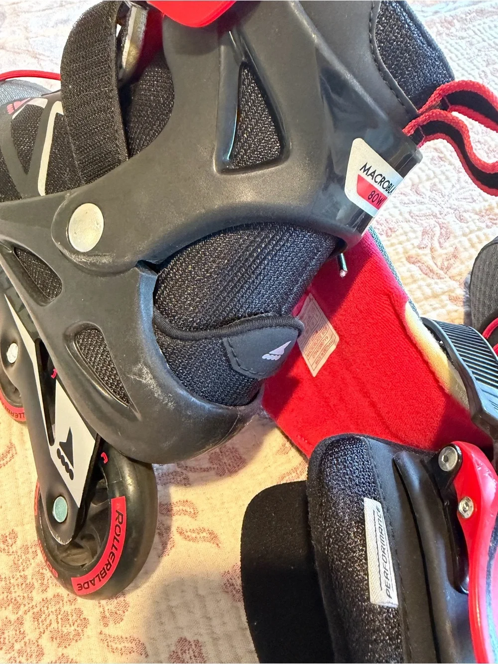 Rollerblade Macroblade 80W in Hot Pink and Black, Women’s Size 8